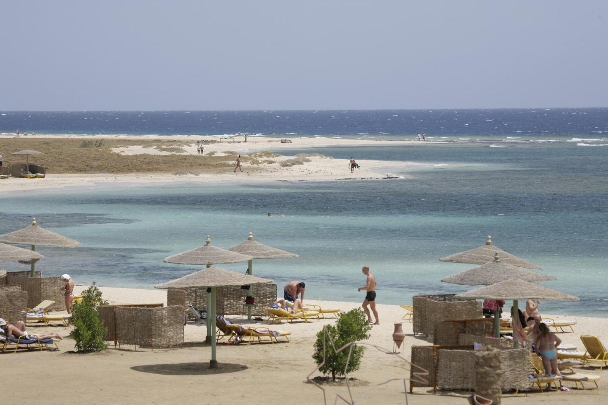 Shams Alam Beach Resort Abū Ghuşūn Buitenkant foto